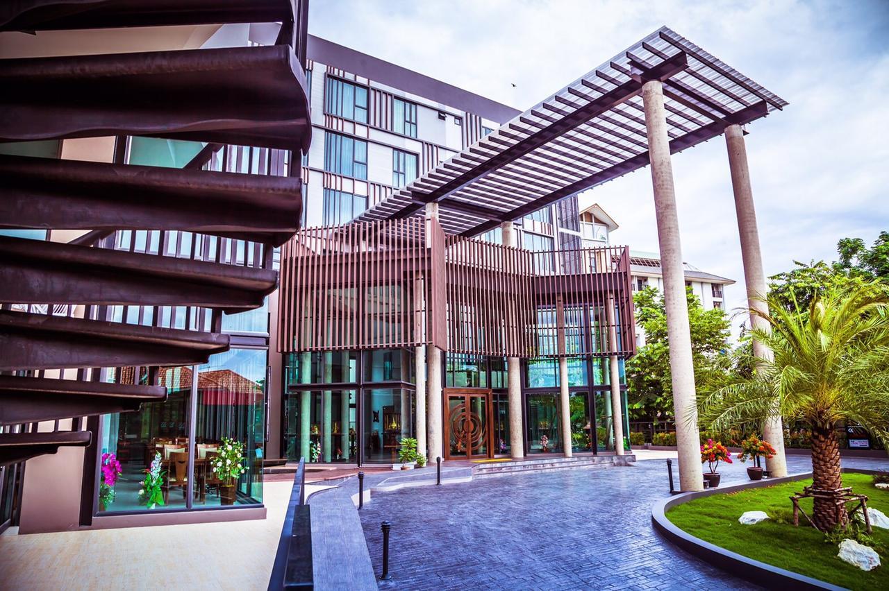 The Museum Hotel Nakhon Pathom Ngoại thất bức ảnh